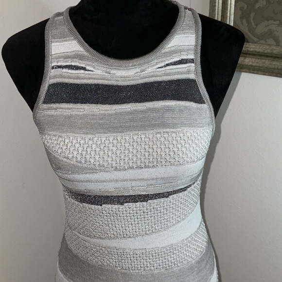 John John sleeveless ruffle hem sweater knit striped gray silver mini dress Sz S - Picture 2 of 9